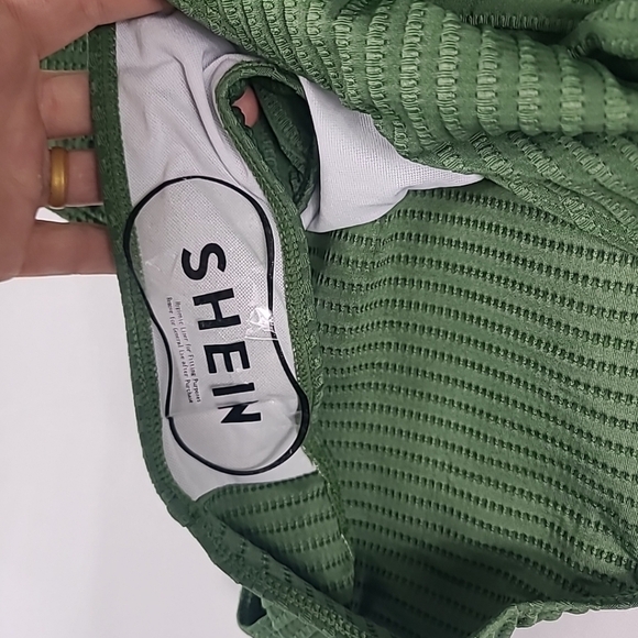 NWT Shein Women's One Piece Swimsuit Size Large Green Ribbed Twist Front - Picture 4 of 8